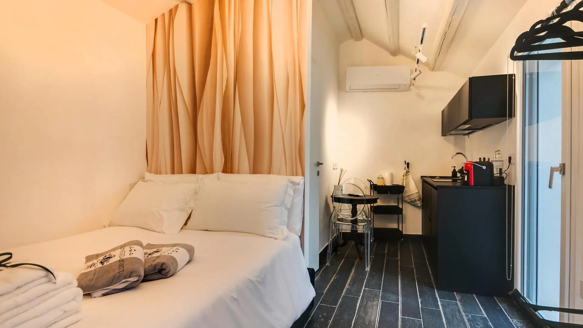 فندق مبيت وإفطار تْشيزيناتيكو Villa Monti Suites&Aparts